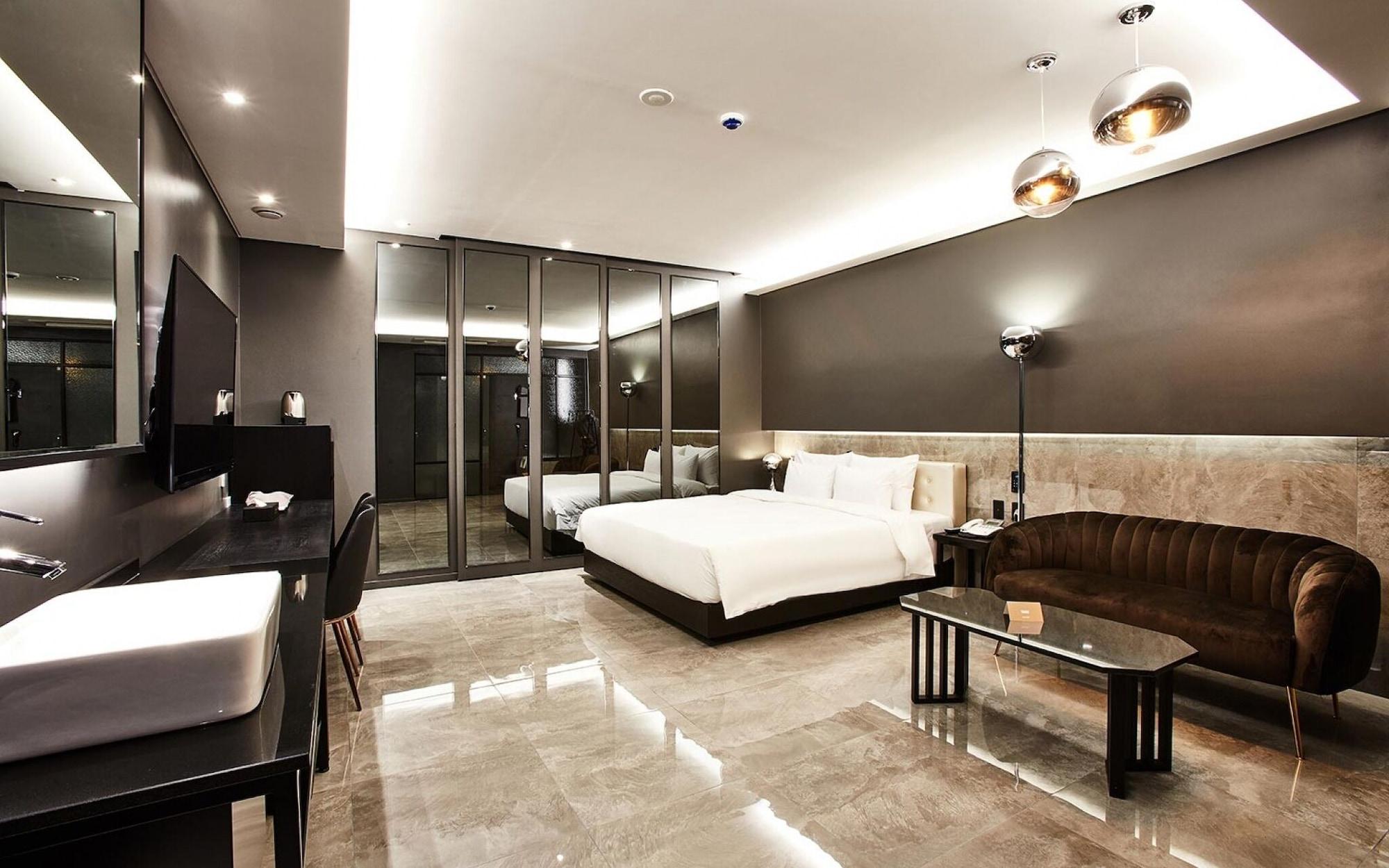 Hotel Wanted Incheon Exterior photo